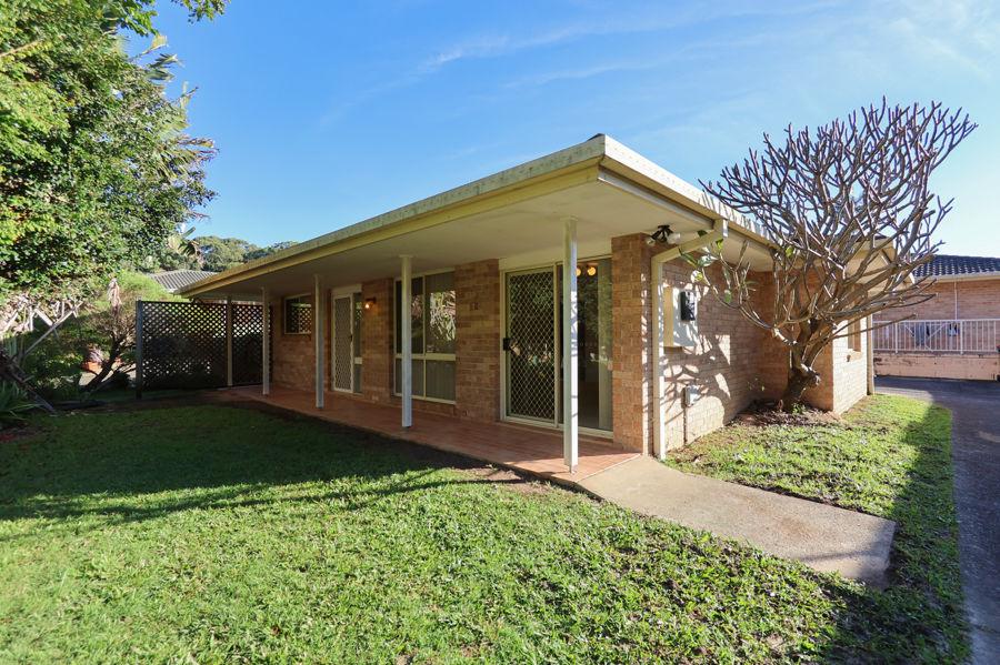 2/12 Palm Trees Dr, Boambee East, NSW 2452