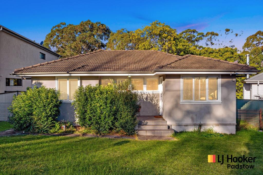 21 Matthews Ave, East Hills, NSW 2213