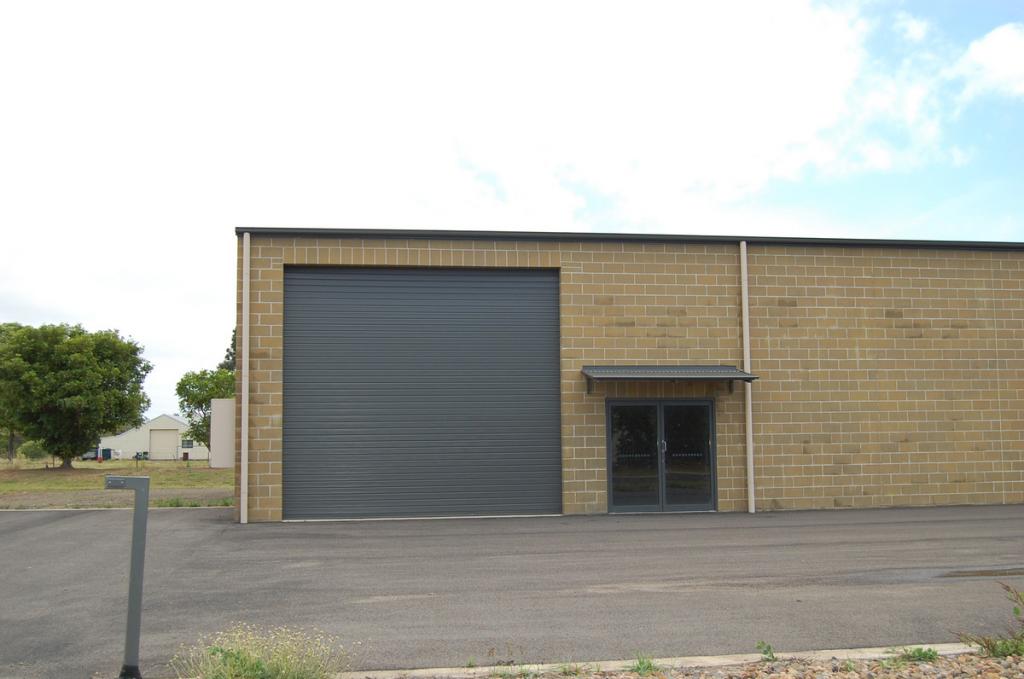 Shop B/2 Semut Court, Moore Park Beach, QLD 4670