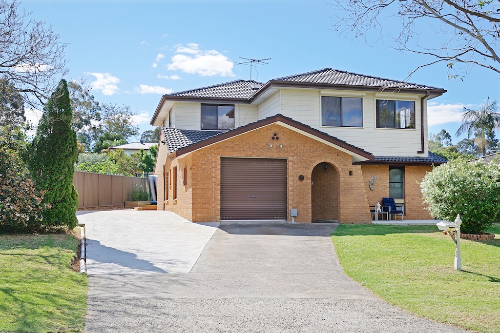 3 Tokay Pl, Eschol Park, NSW 2558