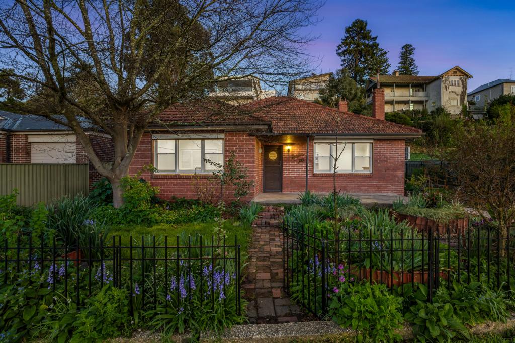 215 Havelock St, Soldiers Hill, VIC 3350
