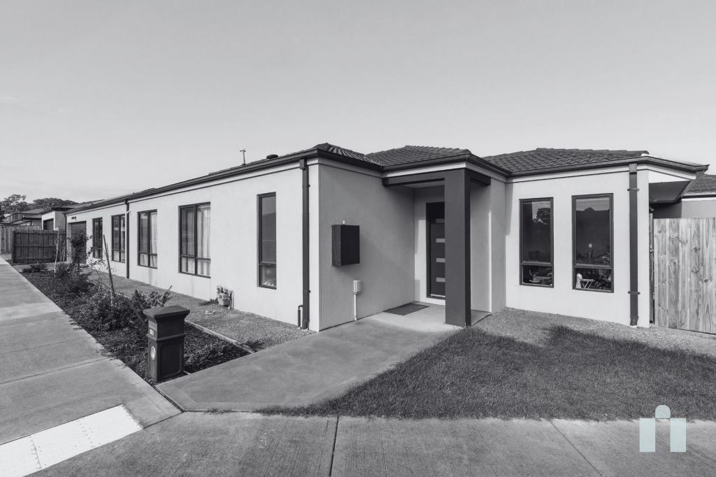 25 MULWALA DR, DOREEN, VIC 3754