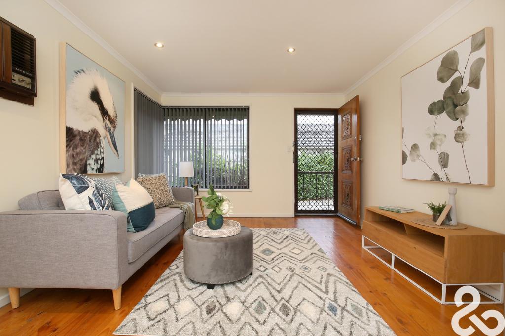 2/52 BARTON ST, RESERVOIR, VIC 3073