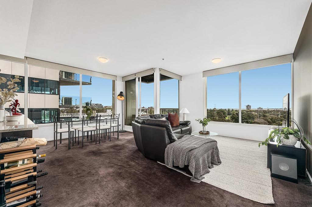 804/82 Queens Rd, Melbourne, VIC 3004