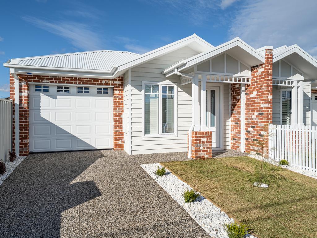14b Perth Ave, Albion, VIC 3020