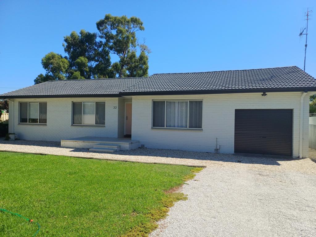 32 Boyd St, Tocumwal, NSW 2714