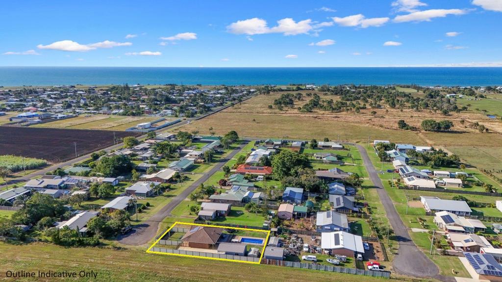 2 Marine Tce, Burnett Heads, QLD 4670