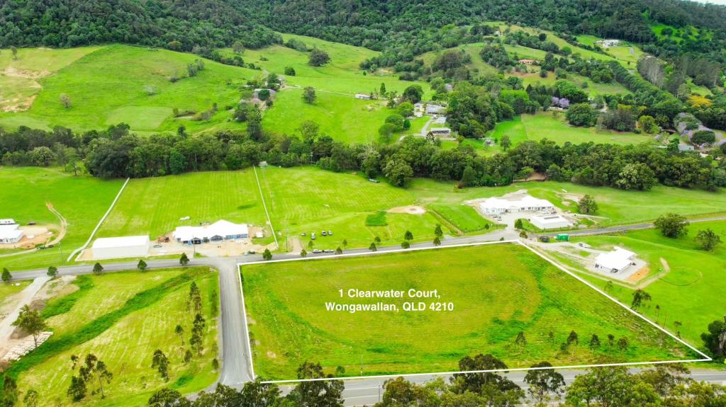 1 CLEARWATER CT, WONGAWALLAN, QLD 4210