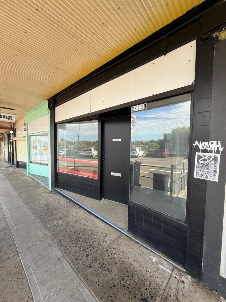 2/130 Gladstone Ave, Coniston, NSW 2500