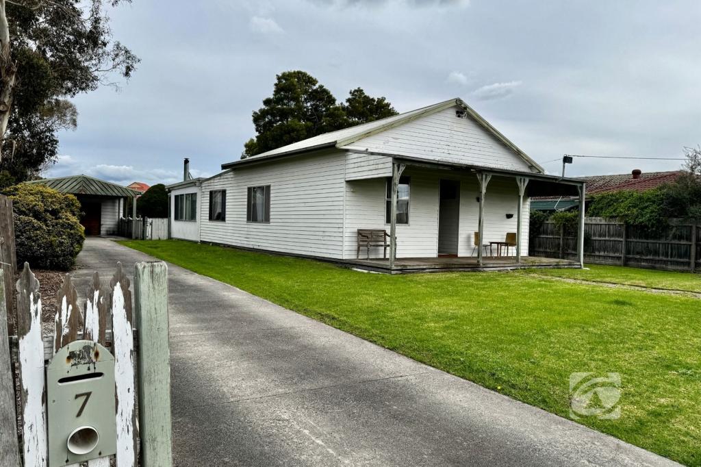 7 Henry St, Koo Wee Rup, VIC 3981