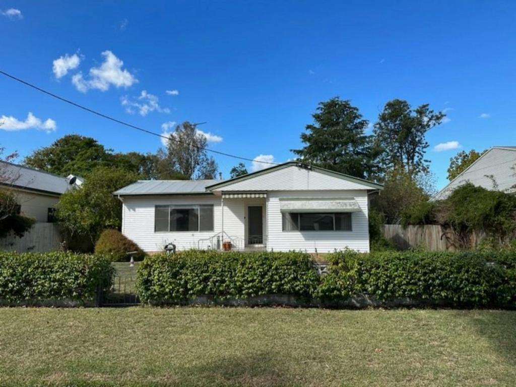 44 Waverley St, Scone, NSW 2337