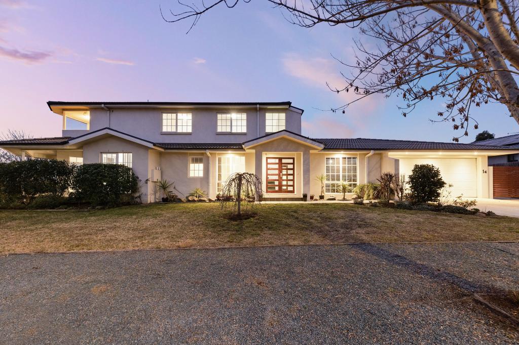 14 Eldershaw Cres, Dunlop, ACT 2615