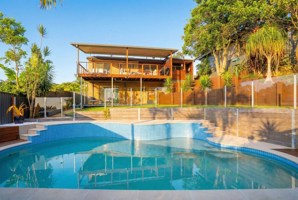 5 Alinjarra Dr, Tugun, QLD 4224