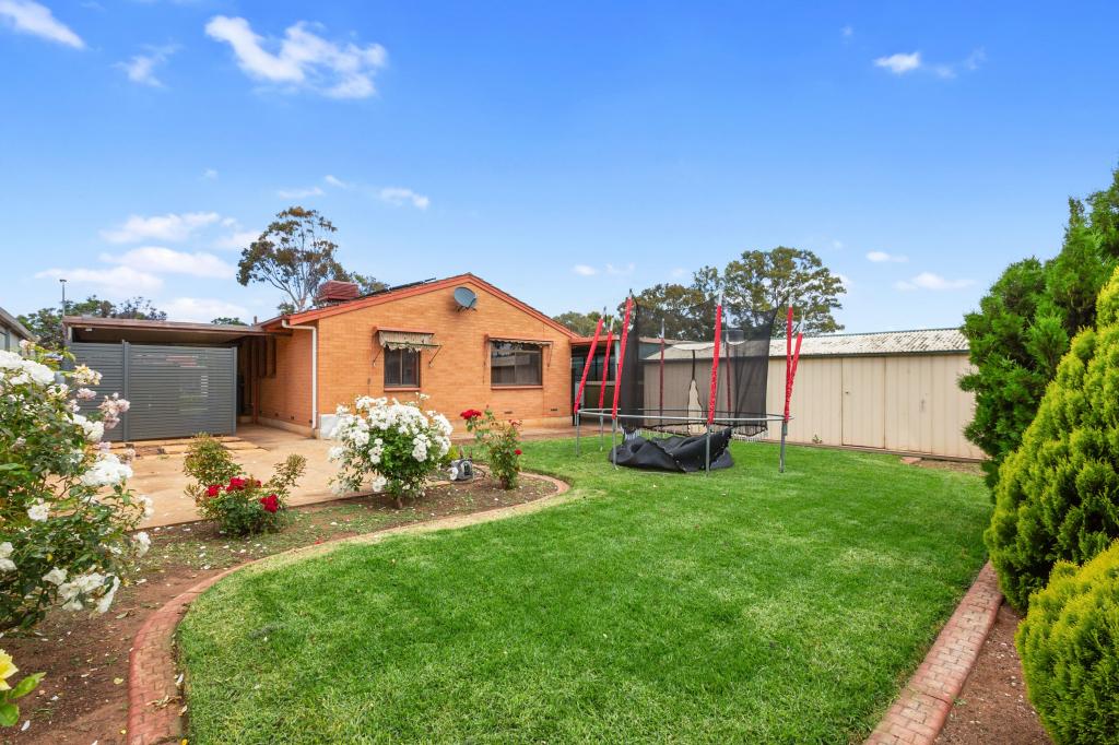 8 Aruma Cres, Munno Para, SA 5115