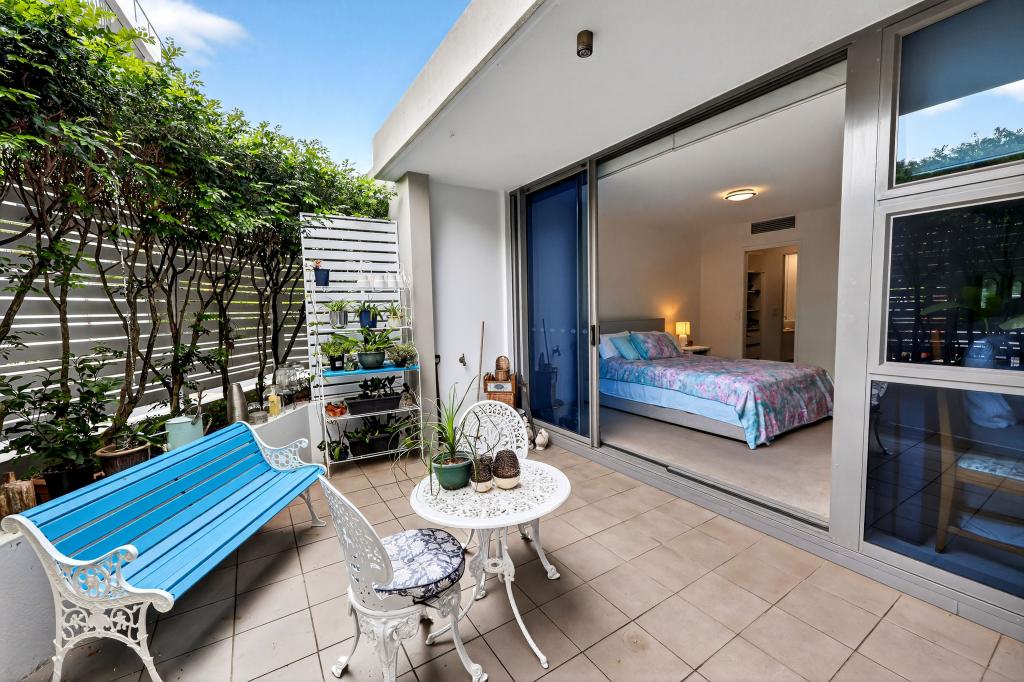 1001/438 Marine Pde, Biggera Waters, QLD 4216