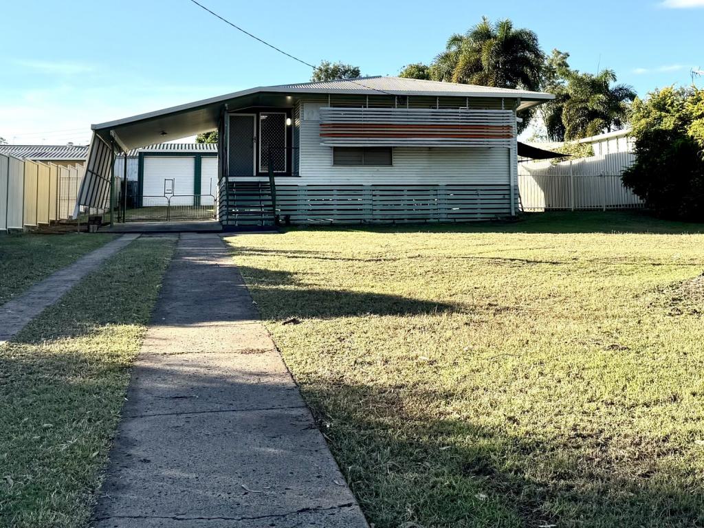 3 Flinders Dr, Moranbah, QLD 4744