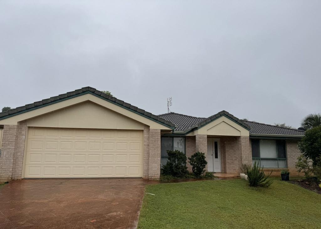 18 Newton Dr, Beerwah, QLD 4519