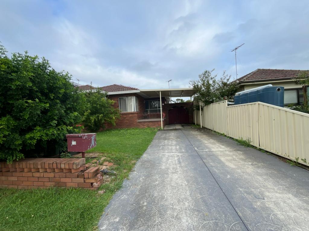 13 Senior St, Canley Vale, NSW 2166