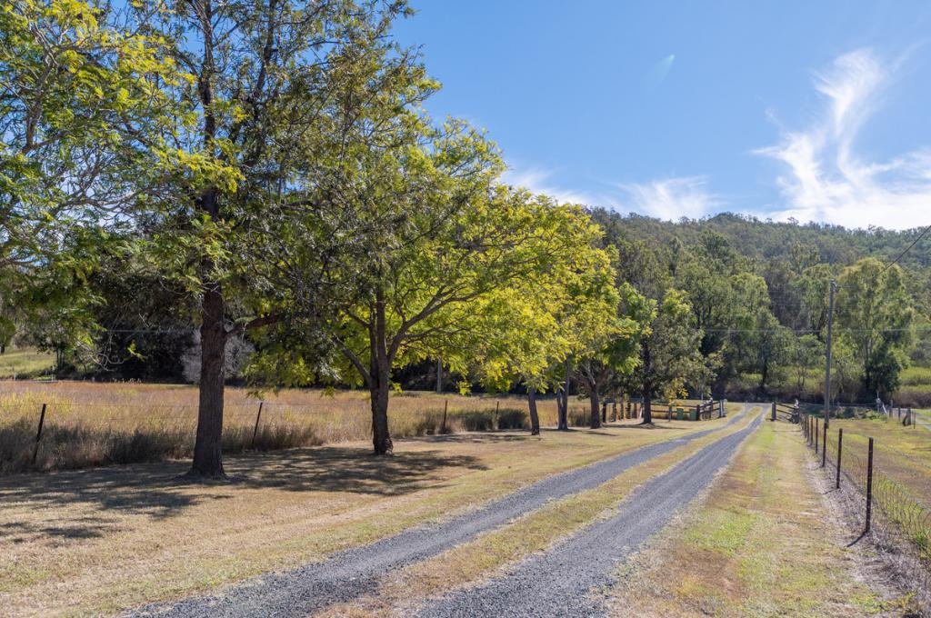 1595 Flagstone Creek Rd, Upper Flagstone, QLD 4344