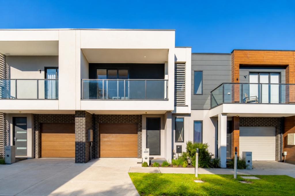 24 Everlasting Bvd, South Morang, VIC 3752
