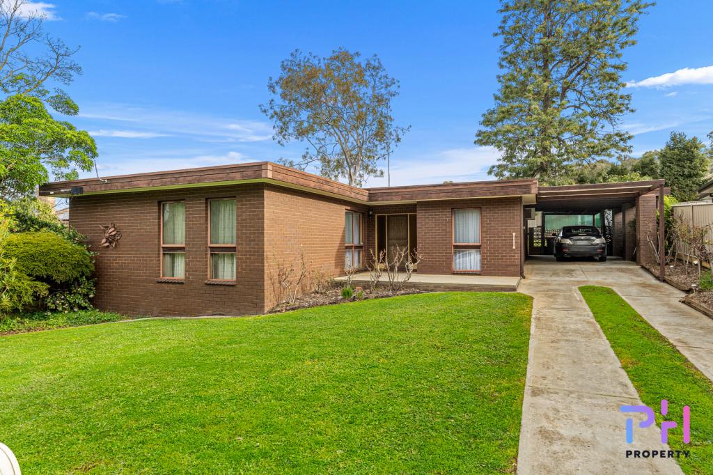 34 Walker Dr, Spring Gully, VIC 3550