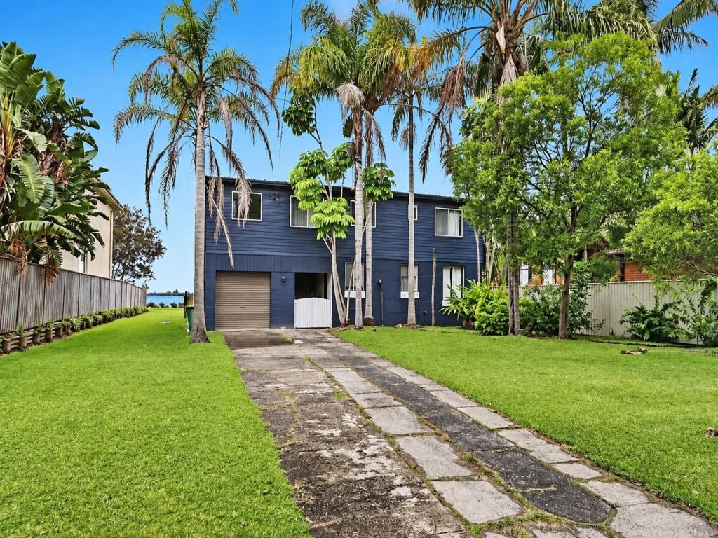 279 Lakedge Ave, Berkeley Vale, NSW 2261