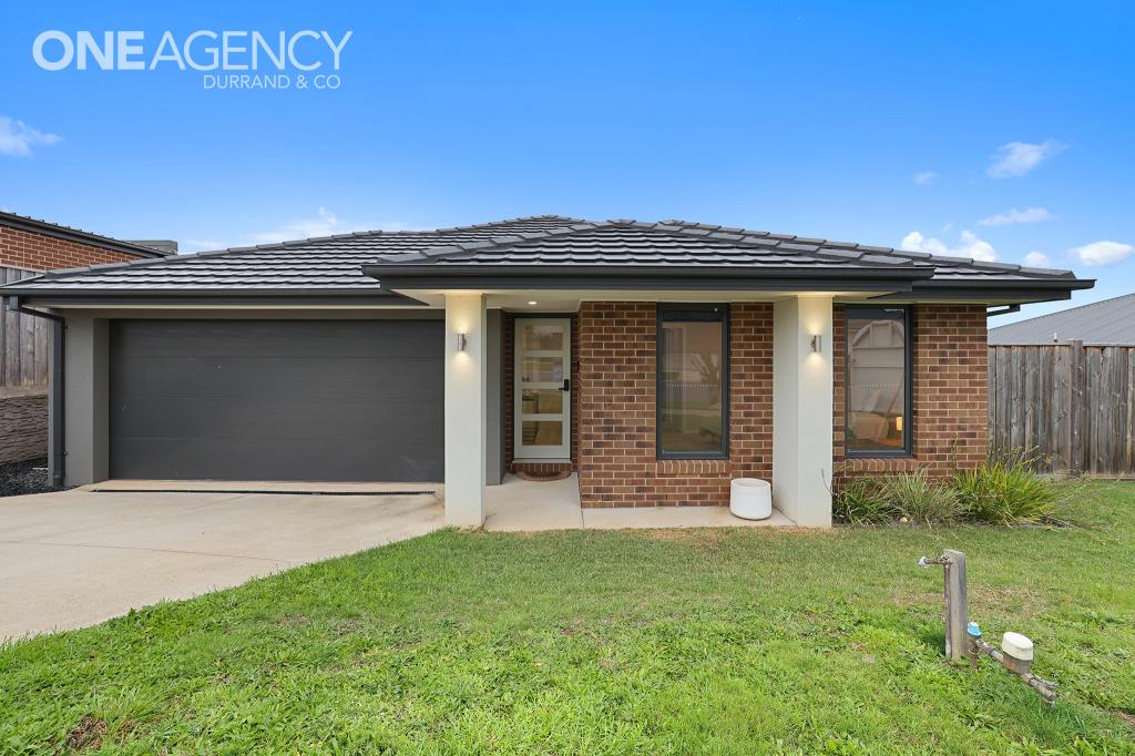 17 PANDANUS CT, WARRAGUL, VIC 3820