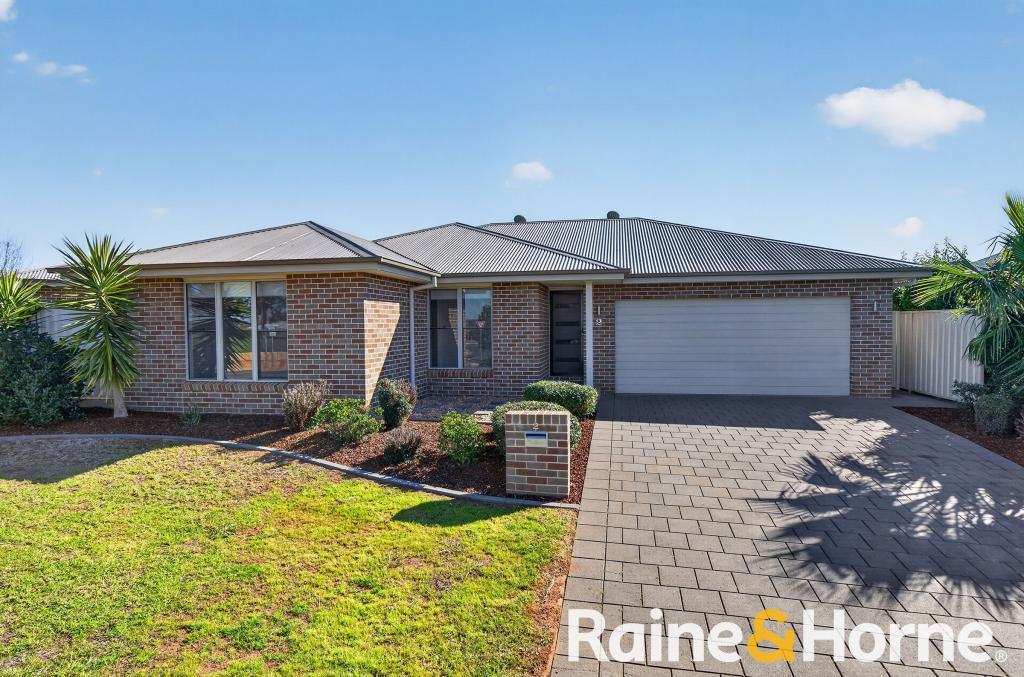 2 Ebor Way, Dubbo, NSW 2830
