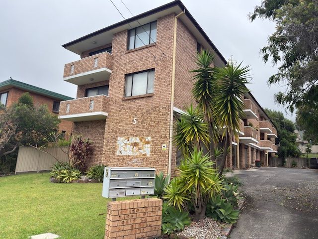 3/5 UNDERWOOD ST, CORRIMAL, NSW 2518