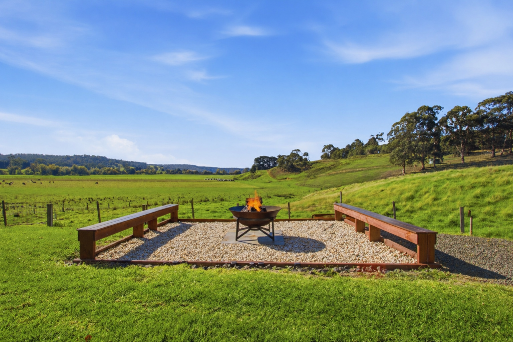 492 Merrimans Creek Rd, Gormandale, VIC 3873