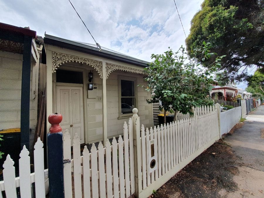 27 BISHOP ST, BRUNSWICK, VIC 3056