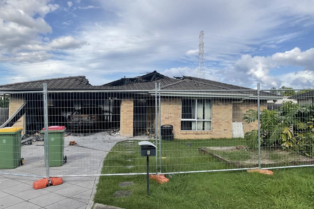 5 Rush Ct, Bundamba, QLD 4304