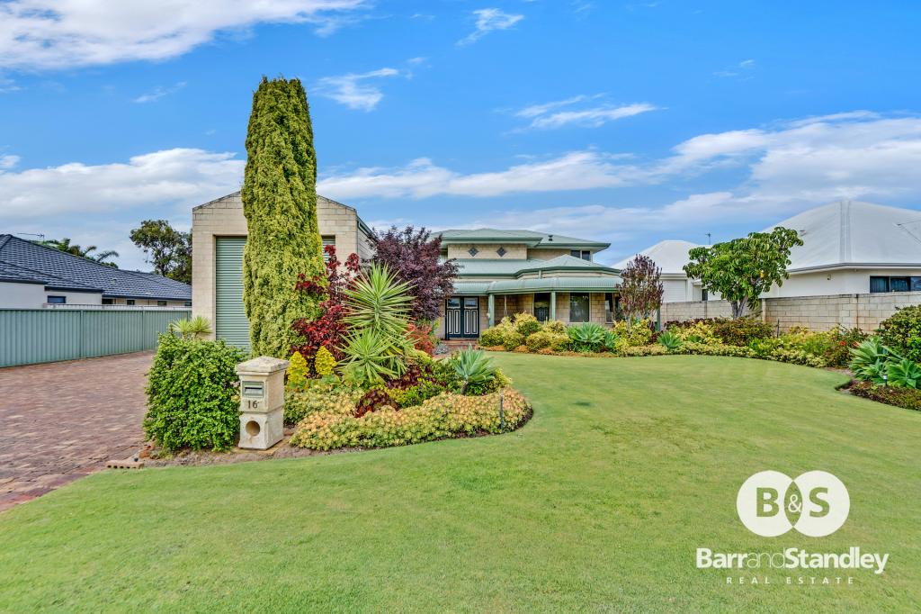 16 Gleneagles Way, Pelican Point, WA 6230