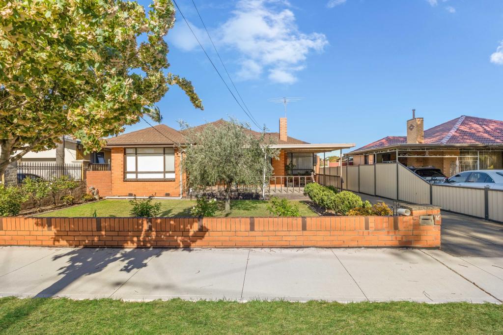 16 Avondale Ave, St Albans, VIC 3021