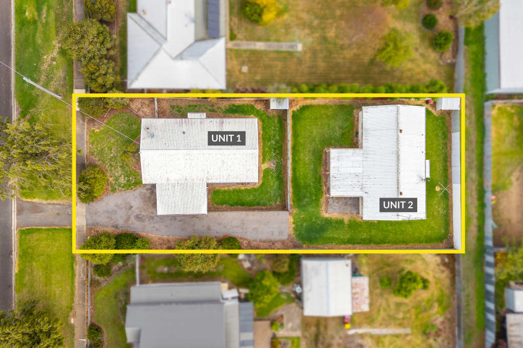 1 & 2/84 Parrott St, Cobden, VIC 3266