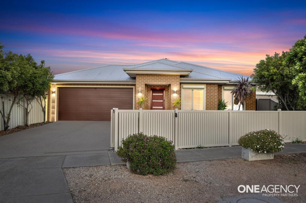 24 Higgins Way, Truganina, VIC 3029