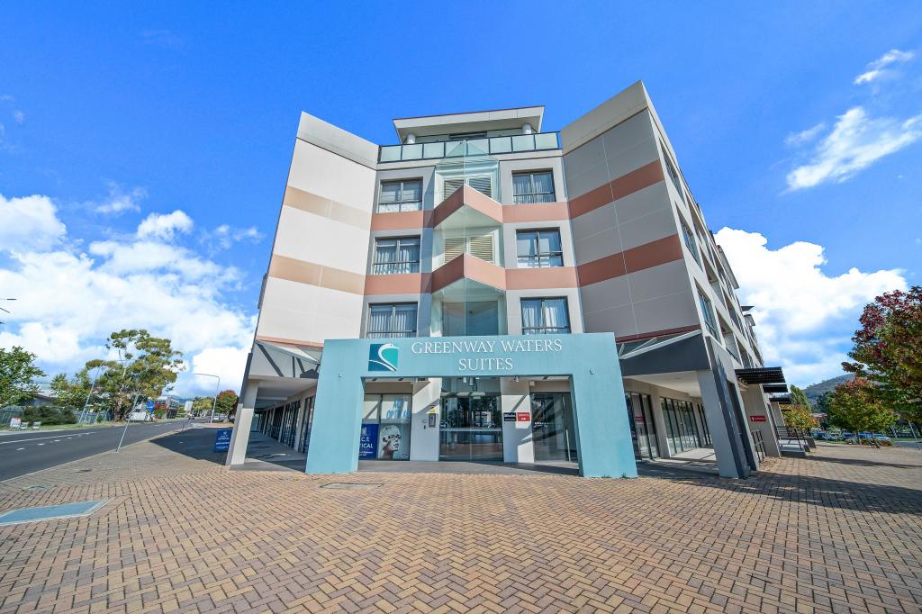 17/2 Eileen Good St, Greenway, ACT 2900