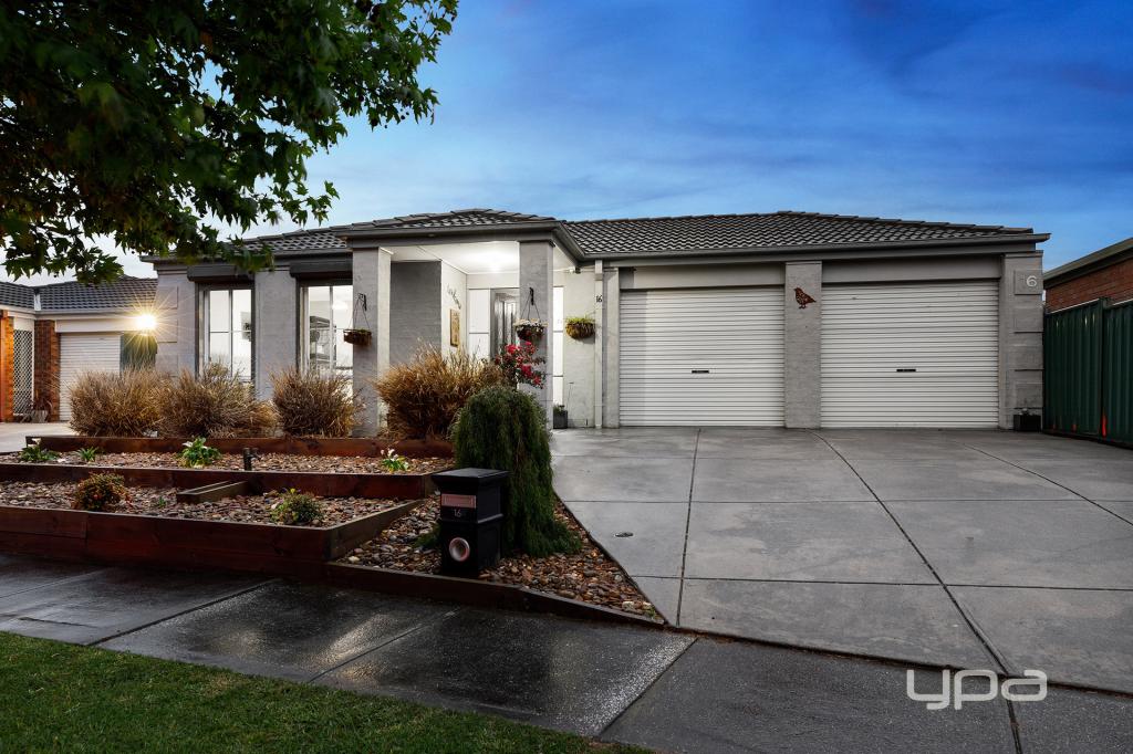 16 Fairweather Dr, Burnside, VIC 3023