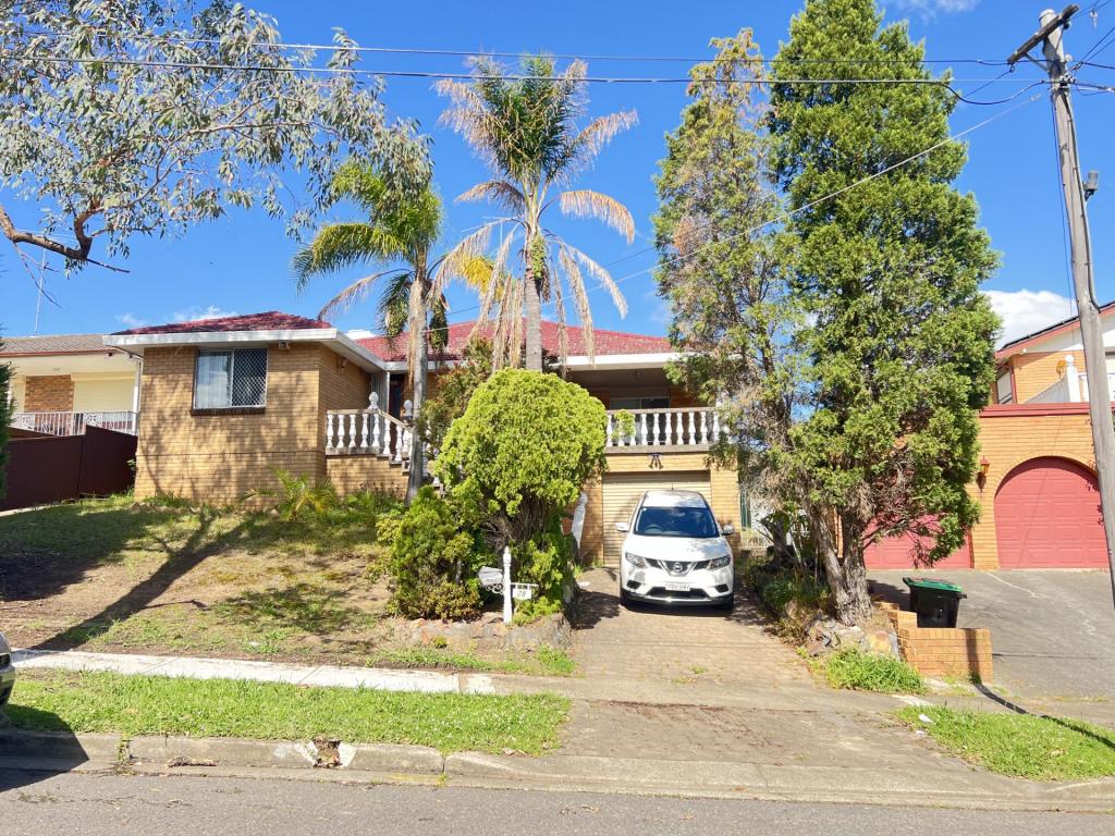 28 Tantani Ave, Green Valley, NSW 2168