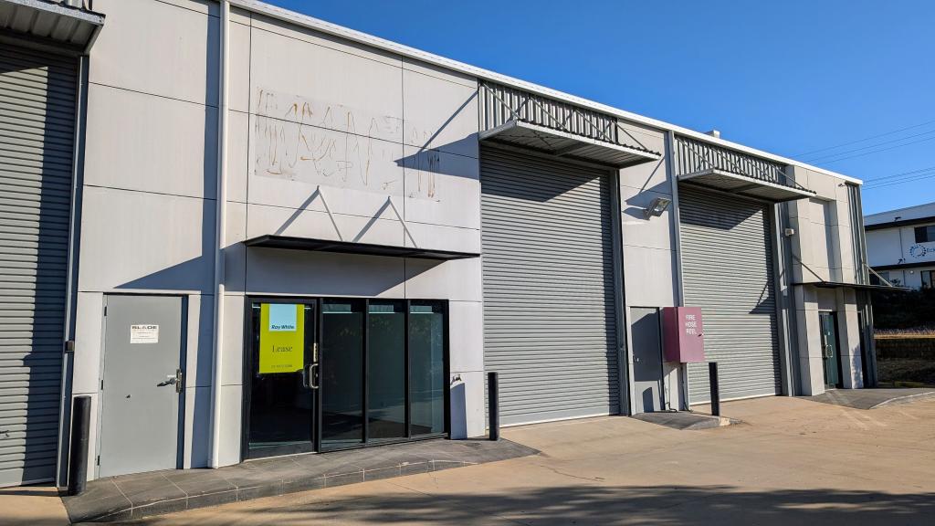 2/14 ROSEANNA ST, CLINTON, QLD 4680