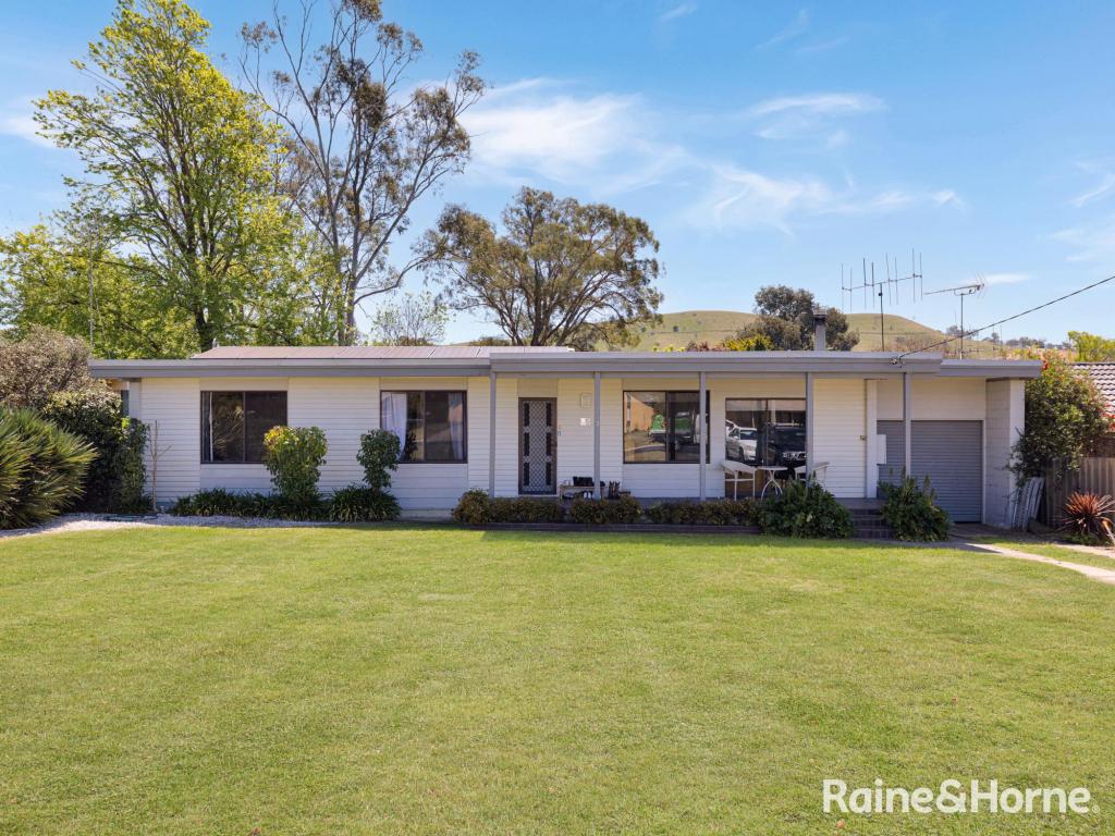 3 Rockley St, Perthville, NSW 2795