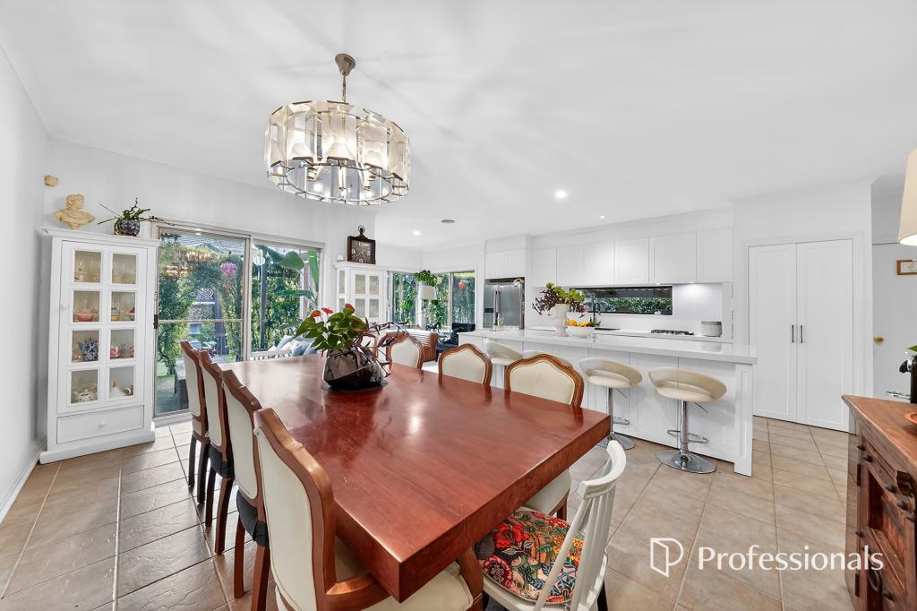 27 CENTRAL PARK AVE, MARIBYRNONG, VIC 3032