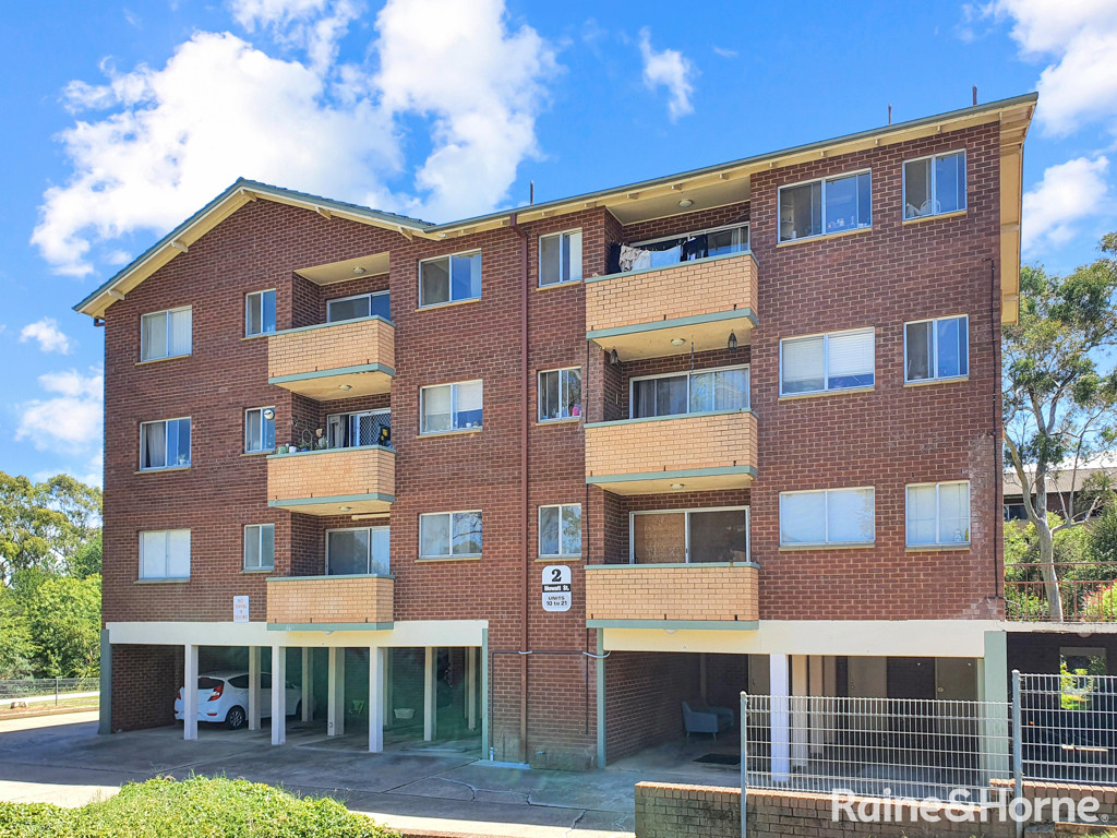 13/4 Mowatt St, Queanbeyan East, NSW 2620