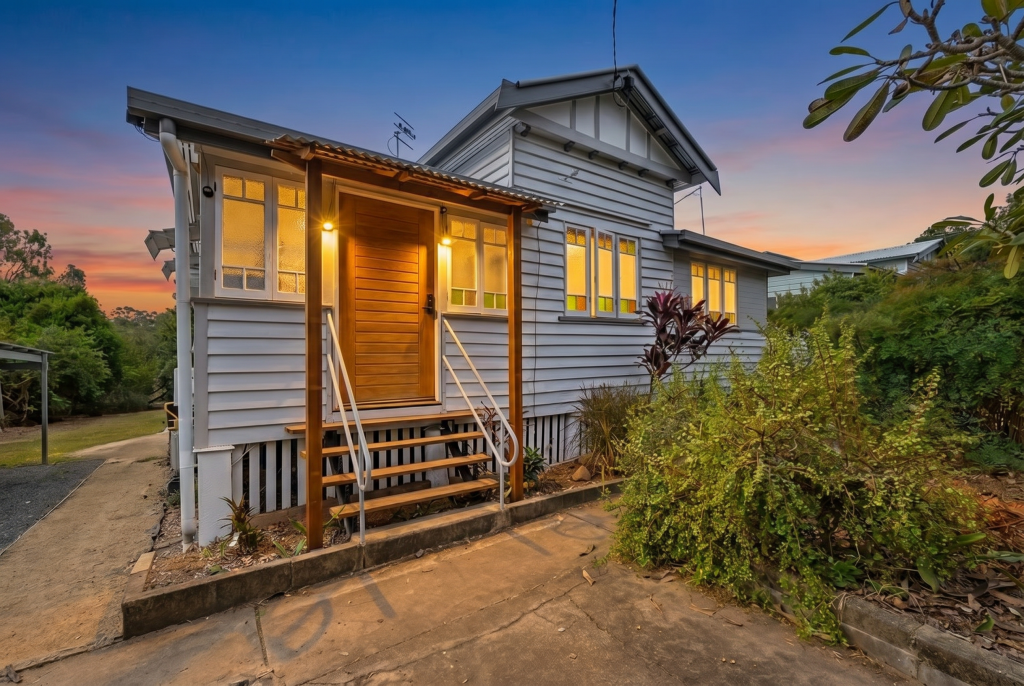 11 Morgan St, Mount Morgan, QLD 4714