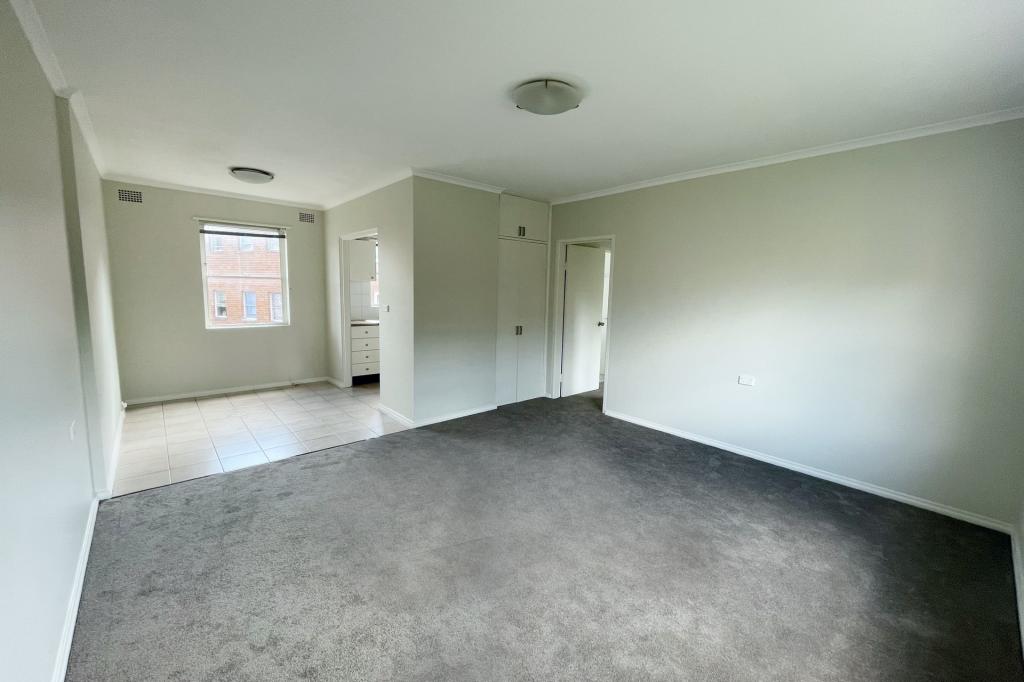 3/21-23 Marlene Cres, Greenacre, NSW 2190
