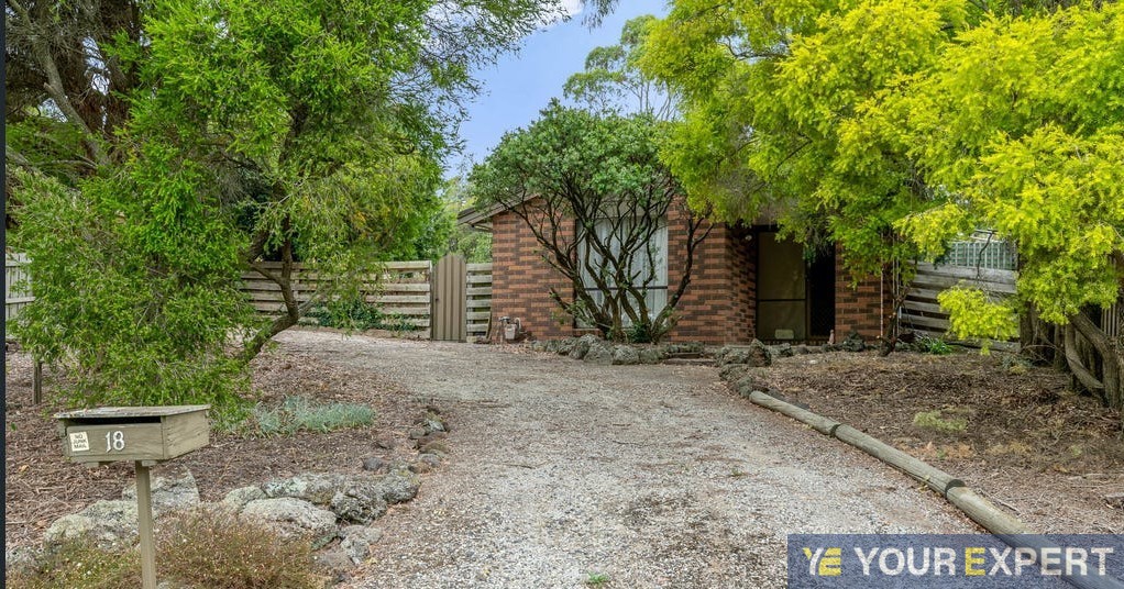 18 Linlithgow Ct, Narre Warren, VIC 3805