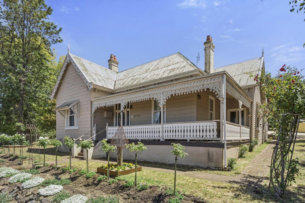 14 Warrnambool Rd, Terang, VIC 3264