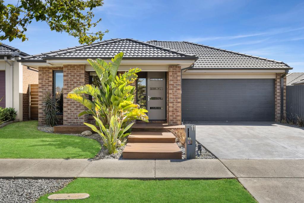 11 Hutton Cl, Armstrong Creek, VIC 3217