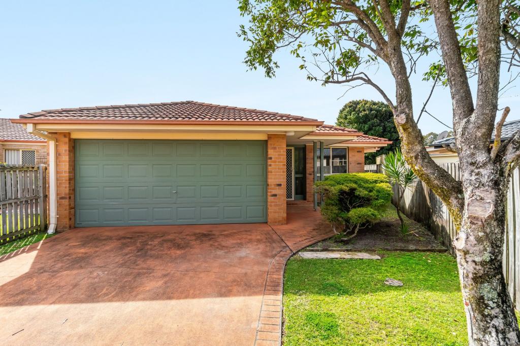 61 PARK AVE, YAMBA, NSW 2464