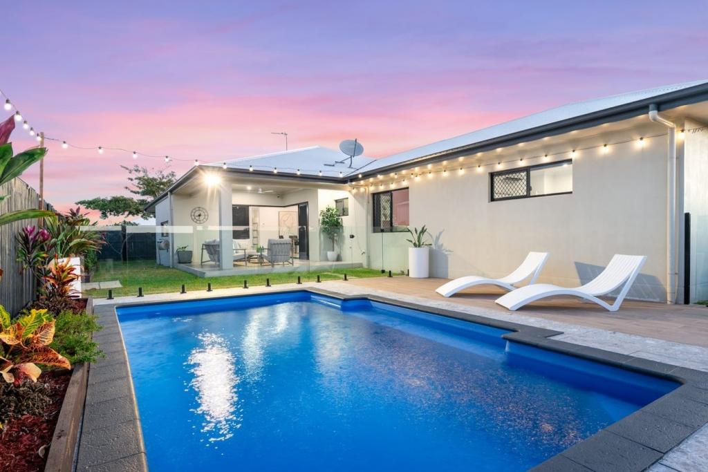 21 Supplejack Ct, Mount Low, QLD 4818